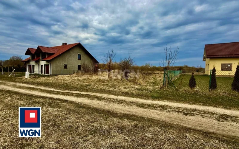 Działka na sprzedaż Jezierzany